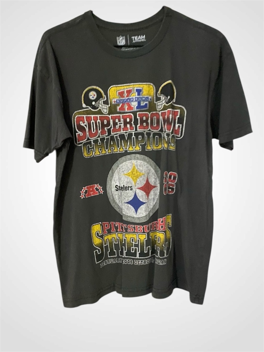 Team Apparel Black Pittsburgh Steelers Super Bowl Champions Graphic Tee